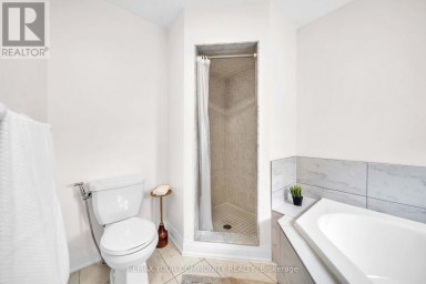 26 TED WRAY CIRCLE Toronto (Downsview-Roding-CFB) Ontario photo 30