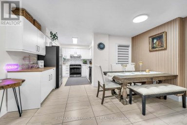 26 TED WRAY CIRCLE Toronto (Downsview-Roding-CFB) Ontario photo 9