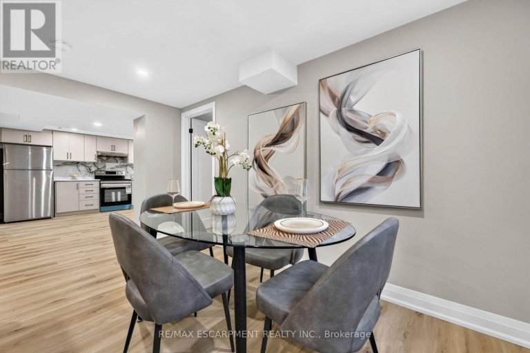 362 ROSSEAU ROAD, Hamilton (Rosedale), Ontario, L8K4T2