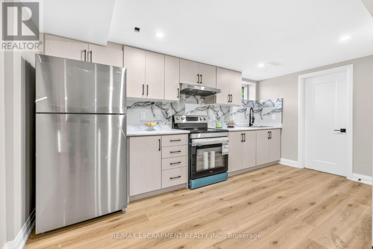 362 ROSSEAU ROAD, Hamilton (Rosedale), Ontario, L8K4T2