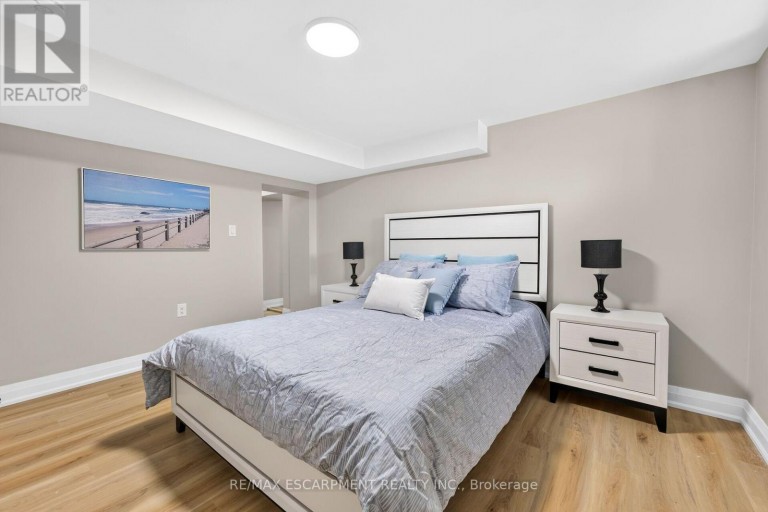 362 ROSSEAU ROAD, Hamilton (Rosedale), Ontario, L8K4T2