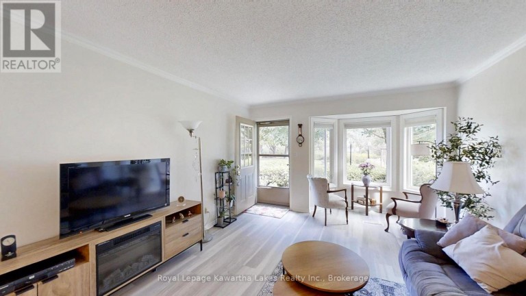 6 - 234 WATER STREET, Scugog (Port Perry), Ontario, L9L1C4