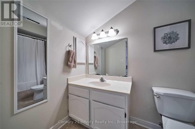 H2 - 1661 NASH ROAD Clarington (Courtice) Ontario photo 18