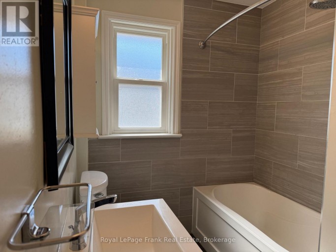 MAIN - 278 LASALLE AVENUE, Oshawa (Central), Ontario, L1H5Y6