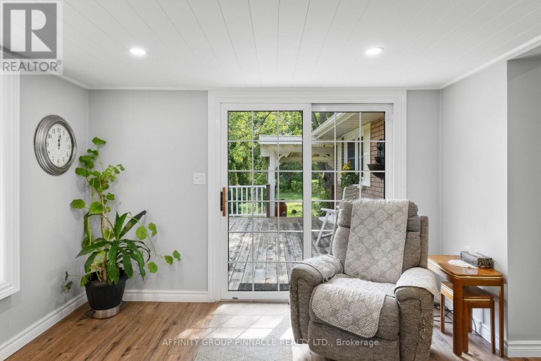 17 RICHARD AVENUE, Kawartha Lakes (Lindsay), Ontario, K9V5H4