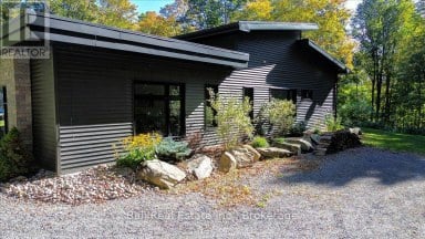 95 WOODLAND ROAD North Kawartha Ontario photo 44