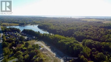 25 EXETER COURT Quinte West (Murray Ward) Ontario photo 4