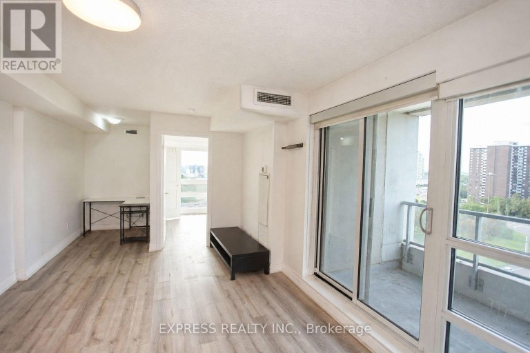1105 - 2015 SHEPPARD AVENUE E, Toronto (Henry Farm), Ontario, M2J0B3
