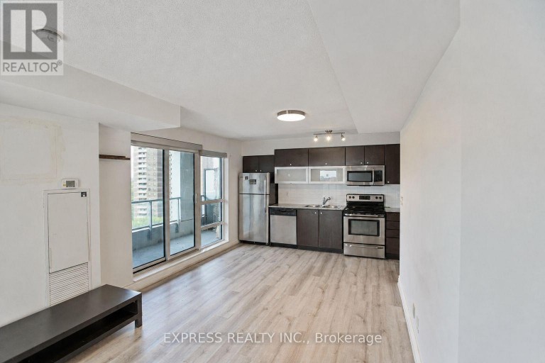 1105 - 2015 SHEPPARD AVENUE E, Toronto (Henry Farm), Ontario, M2J0B3