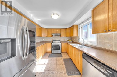 17 GRAINGER CRESCENT Ajax (Northwest Ajax) Ontario photo 13