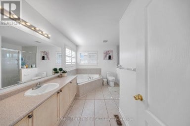 17 GRAINGER CRESCENT Ajax (Northwest Ajax) Ontario photo 23