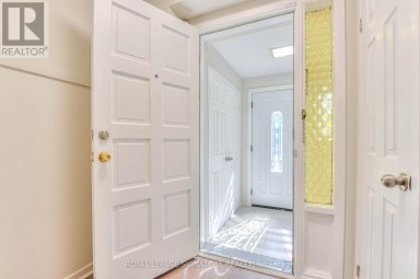132 VALDOR DRIVE Toronto (Agincourt North) Ontario photo 4