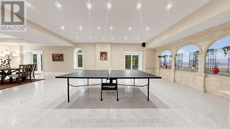 38 BRIDGEWATER DRIVE, Richmond Hill, Ontario, L4E3N4