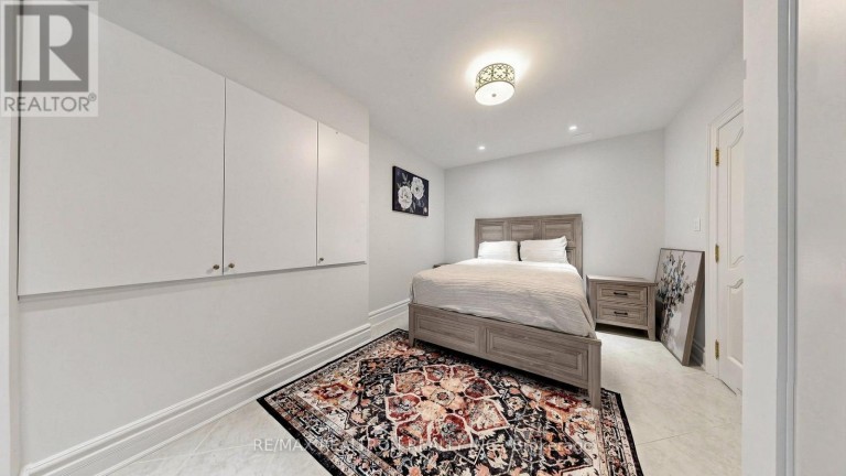 38 BRIDGEWATER DRIVE, Richmond Hill, Ontario, L4E3N4
