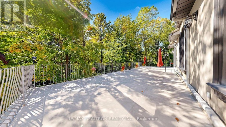 38 BRIDGEWATER DRIVE, Richmond Hill, Ontario, L4E3N4