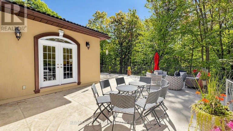 38 BRIDGEWATER DRIVE, Richmond Hill, Ontario, L4E3N4