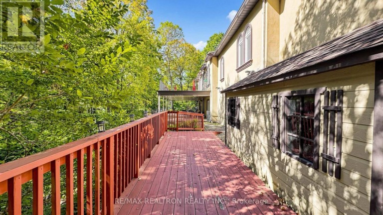 38 BRIDGEWATER DRIVE, Richmond Hill, Ontario, L4E3N4