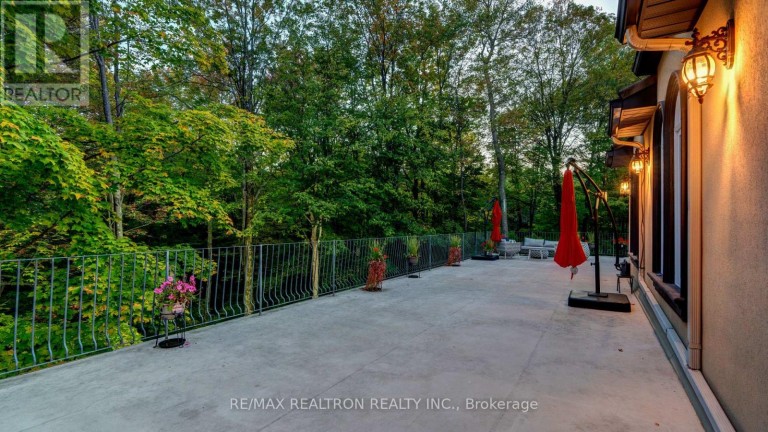 38 BRIDGEWATER DRIVE, Richmond Hill, Ontario, L4E3N4