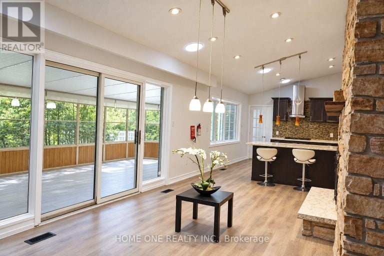 10934 WARDEN AVENUE, Markham (Victoria Square), Ontario, L6C1N4