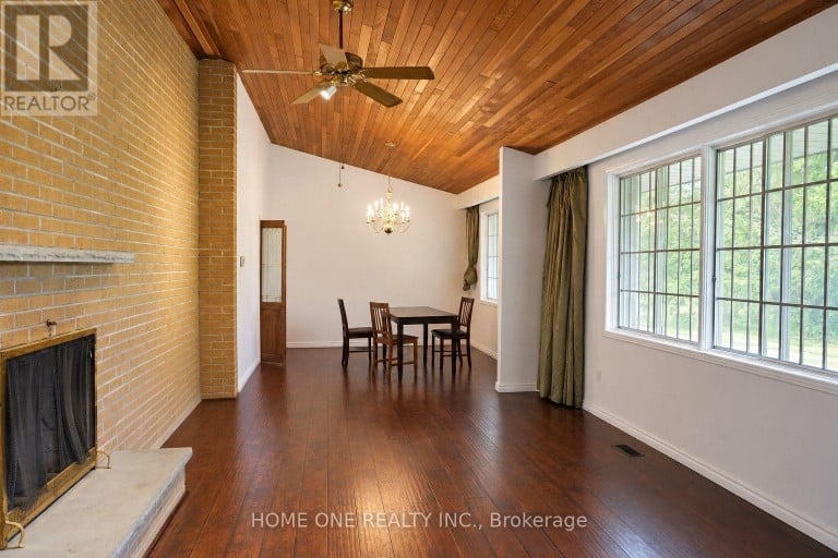 10934 WARDEN AVENUE, Markham (Victoria Square), Ontario, L6C1N4