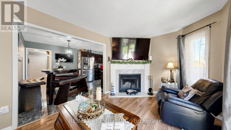 97 GOLDEN MEADOW ROAD, Barrie (Bayshore), Ontario, L4N7G3