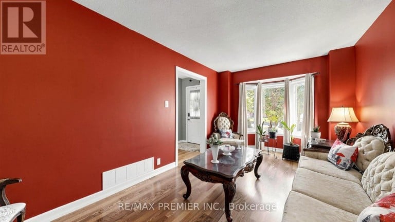 97 GOLDEN MEADOW ROAD, Barrie (Bayshore), Ontario, L4N7G3