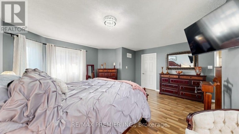 97 GOLDEN MEADOW ROAD, Barrie (Bayshore), Ontario, L4N7G3