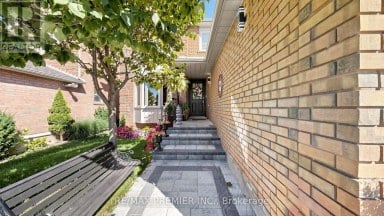 97 GOLDEN MEADOW ROAD Barrie (Bayshore) Ontario photo 4