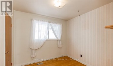 (UPSTAIRS) - 28 PRATT ROAD Barrie (Wellington) Ontario photo 15