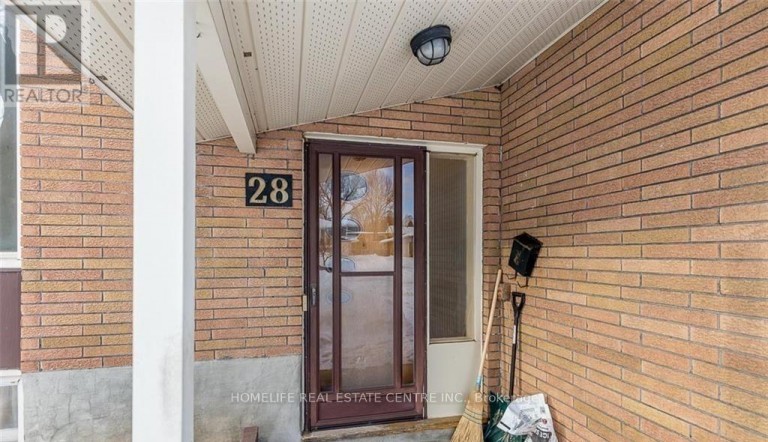 (UPSTAIRS) - 28 PRATT ROAD, Barrie (Wellington), Ontario, L4M2L1