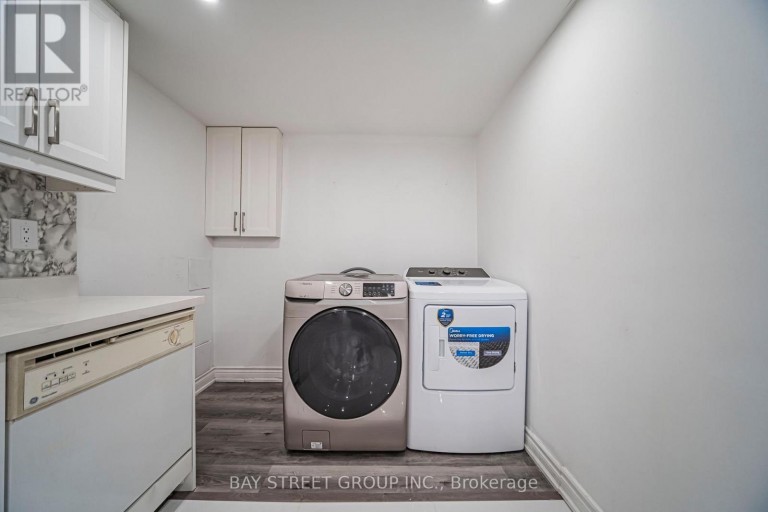 BASEMENT - 82 EXBURY ROAD, Toronto (Downsview-Roding-CFB), Ontario, M3M1R1