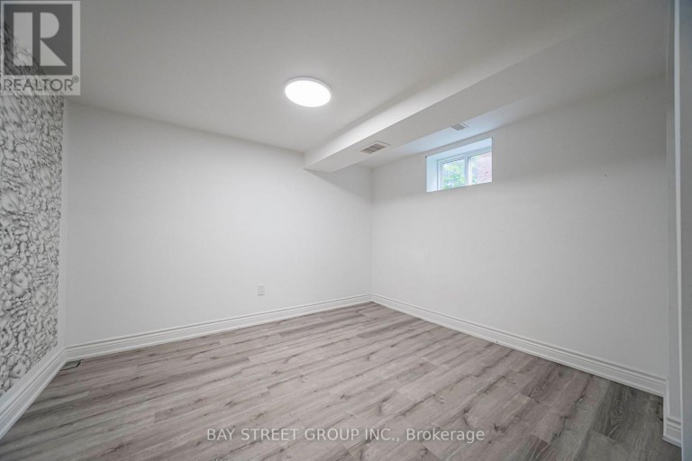 BASEMENT - 82 EXBURY ROAD, Toronto (Downsview-Roding-CFB), Ontario, M3M1R1