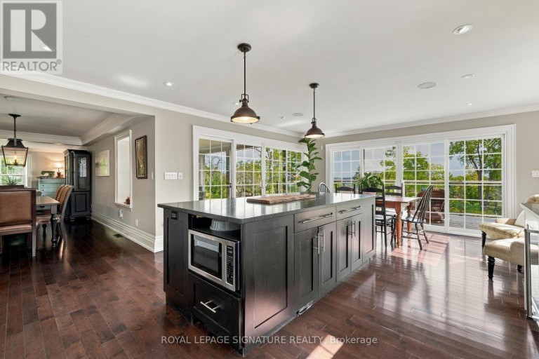 5062 WALKERS LINE, Burlington, Ontario, L7M0R1
