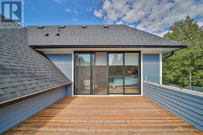 1301 TWIN OAKS DELL, Mississauga (Lorne Park), Ontario, L5H3J9