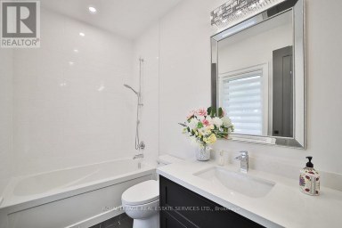 1301 TWIN OAKS DELL Mississauga (Lorne Park) Ontario photo 28