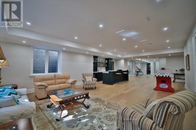 1301 TWIN OAKS DELL Mississauga (Lorne Park) Ontario photo 30