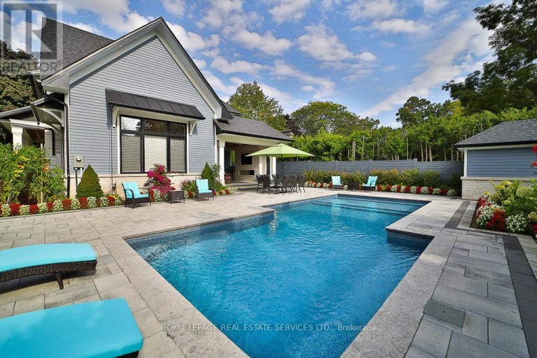 1301 TWIN OAKS DELL, Mississauga (Lorne Park), Ontario, L5H3J9