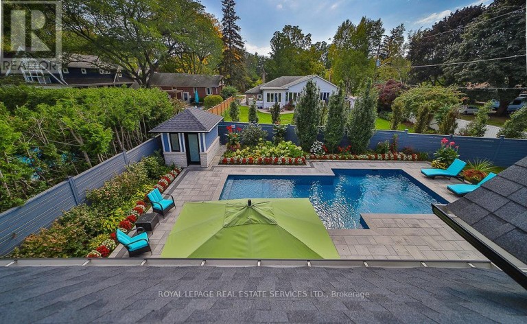 1301 TWIN OAKS DELL, Mississauga (Lorne Park), Ontario, L5H3J9