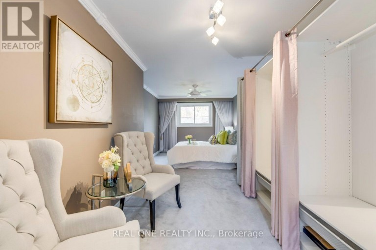 1246 LANDFAIR CRESCENT, Oakville (FA Falgarwood), Ontario, L6H2N3