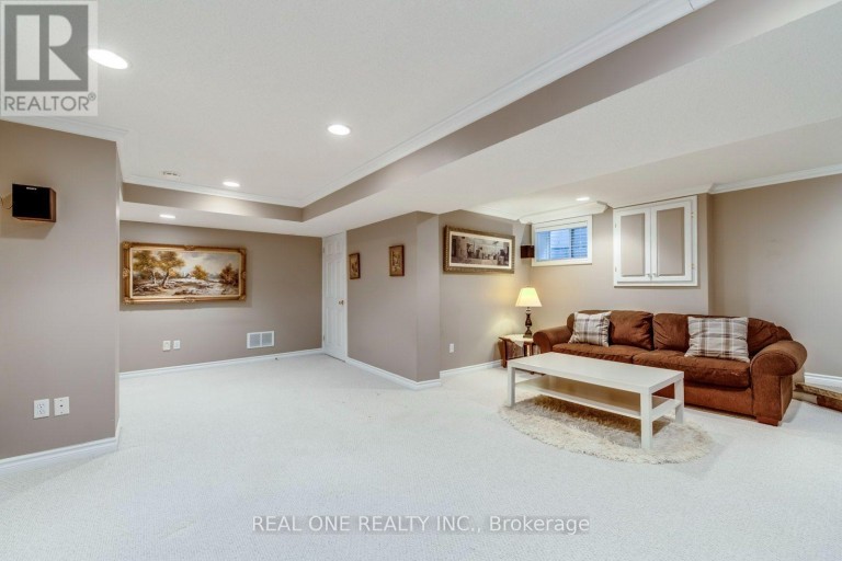 1246 LANDFAIR CRESCENT, Oakville (FA Falgarwood), Ontario, L6H2N3