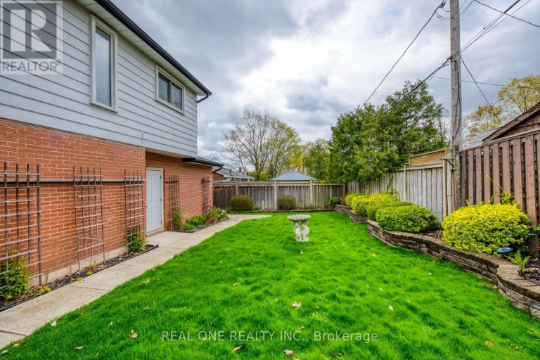 1246 LANDFAIR CRESCENT, Oakville (FA Falgarwood), Ontario, L6H2N3