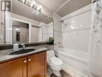 1406 - 70 ABSOLUTE AVENUE Mississauga (City Centre) Ontario photo 21