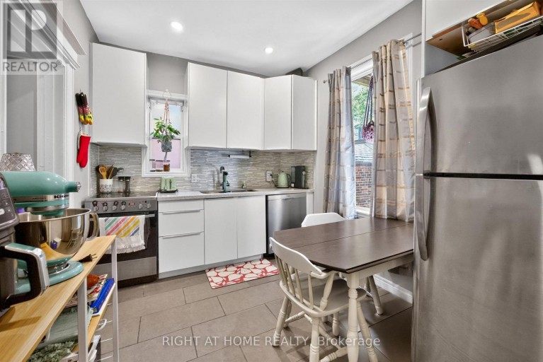 1 - 24 LOCKE STREET S, Hamilton (Strathcona), Ontario, L8P3Z8