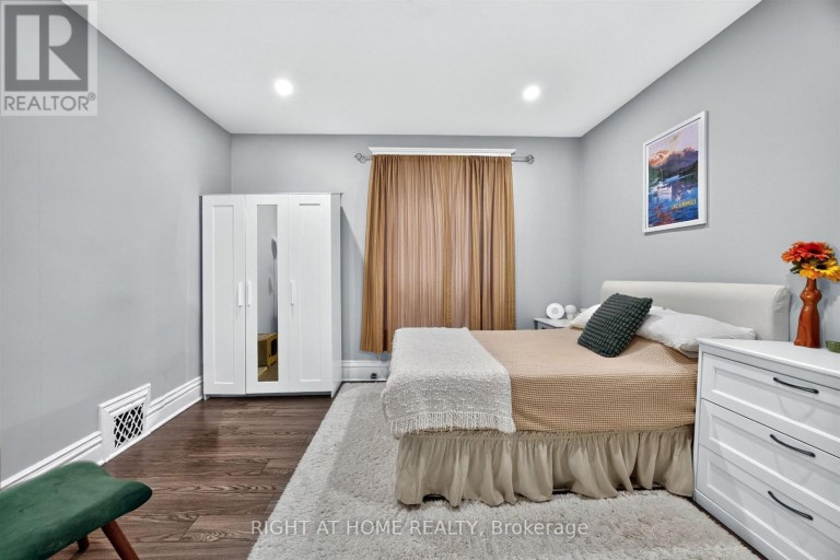 1 - 24 LOCKE STREET S, Hamilton (Strathcona), Ontario, L8P3Z8