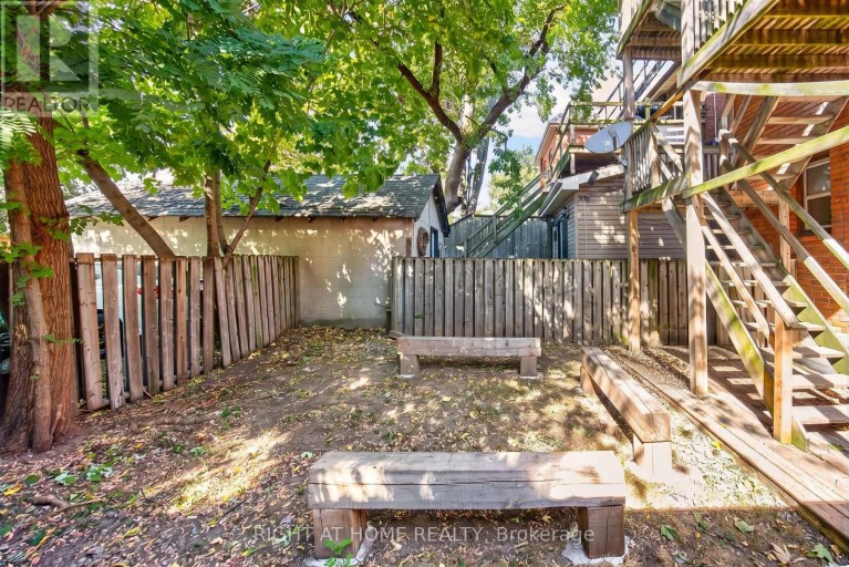 1 - 24 LOCKE STREET S, Hamilton (Strathcona), Ontario, L8P3Z8