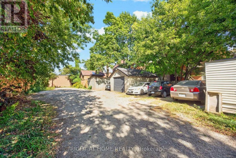 1 - 24 LOCKE STREET S, Hamilton (Strathcona), Ontario, L8P3Z8