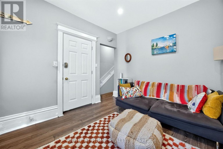 1 - 24 LOCKE STREET S, Hamilton (Strathcona), Ontario, L8P3Z8