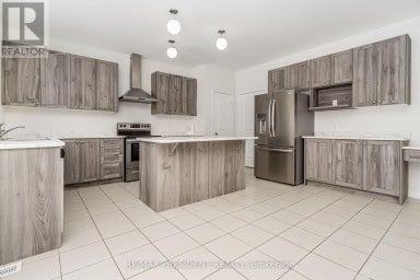 663 ANISHINAABE DRIVE Shelburne Ontario photo 14