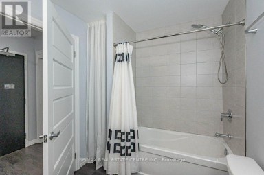319 - 35 KINGSBURY SQUARE Guelph (Pineridge/Westminster Woods) Ontario photo 24