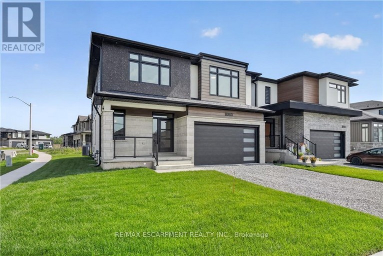 8905 ANGIE DRIVE, Niagara Falls (Forestview), Ontario, L2H3W8
